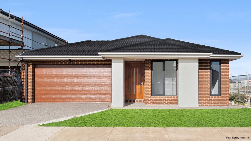 8 Topiary Way, Donnybrook VIC 3064