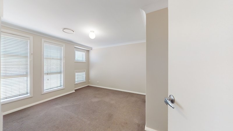 Photo - 8 Torvean Avenue, Dubbo NSW 2830 - Image 6