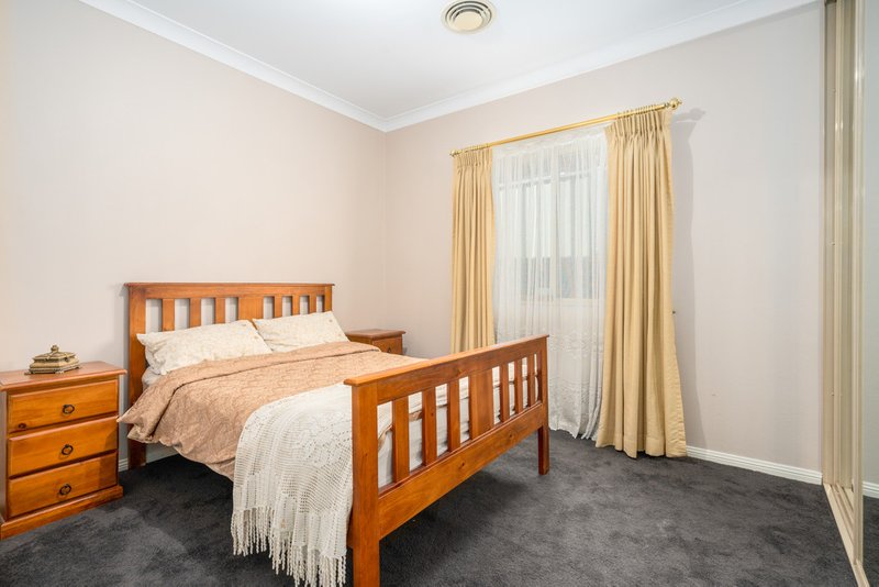 Photo - 8 Tosich Place, Bonnyrigg Heights NSW 2177 - Image 13