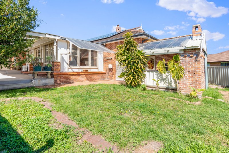 Photo - 8 Tosich Place, Bonnyrigg Heights NSW 2177 - Image 17