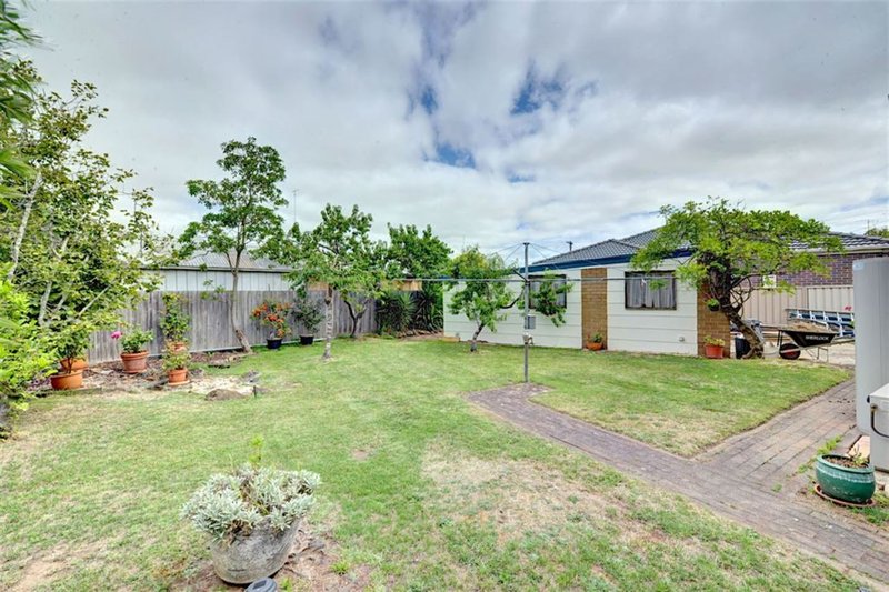 Photo - 8 Towong Street, Alfredton VIC 3350 - Image 17