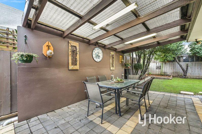 Photo - 8 Trafalgar Way, Cranbourne East VIC 3977 - Image 17