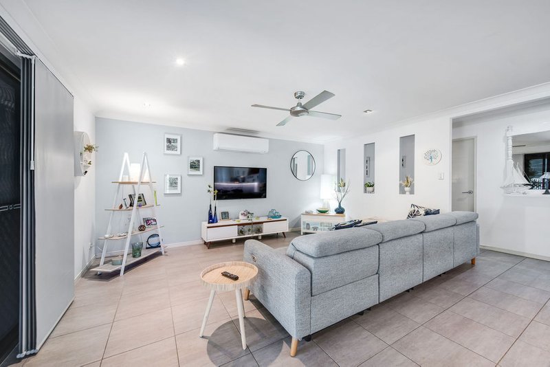 Photo - 8 Treetop Court, Mooloolah Valley QLD 4553 - Image 7