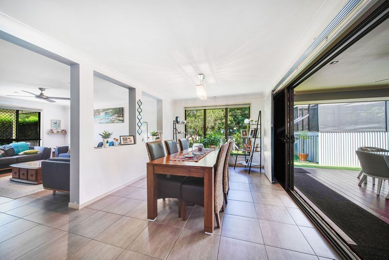 Photo - 8 Treetop Court, Mooloolah Valley QLD 4553 - Image 10