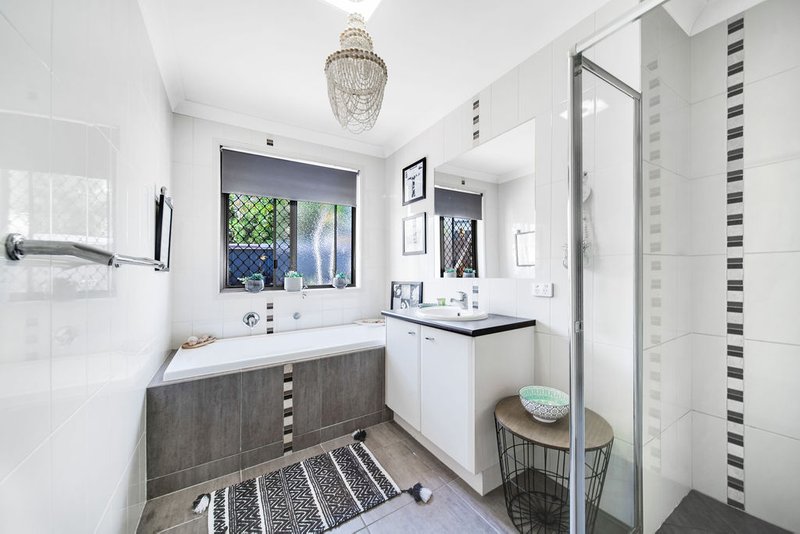 Photo - 8 Treetop Court, Mooloolah Valley QLD 4553 - Image 16