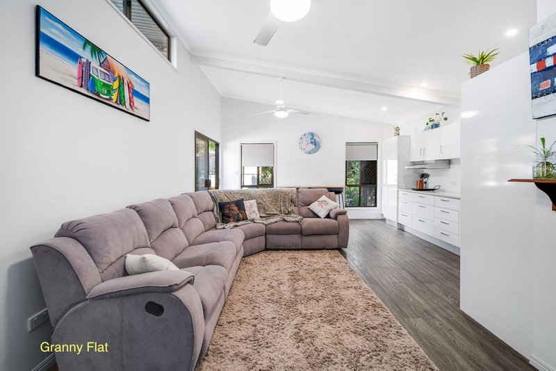 Photo - 8 Treetop Court, Mooloolah Valley QLD 4553 - Image 23