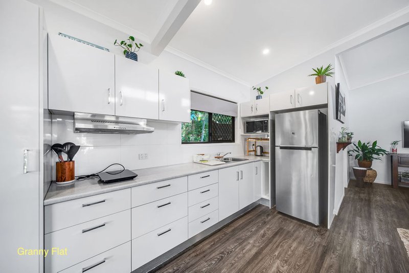 Photo - 8 Treetop Court, Mooloolah Valley QLD 4553 - Image 24