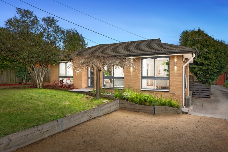 8 Treetop Drive, Kilsyth VIC 3137