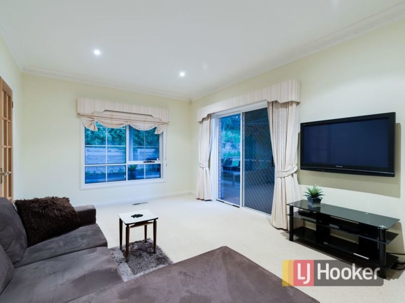 Photo - 8 Treetop Terrace, Plenty VIC 3090 - Image 10