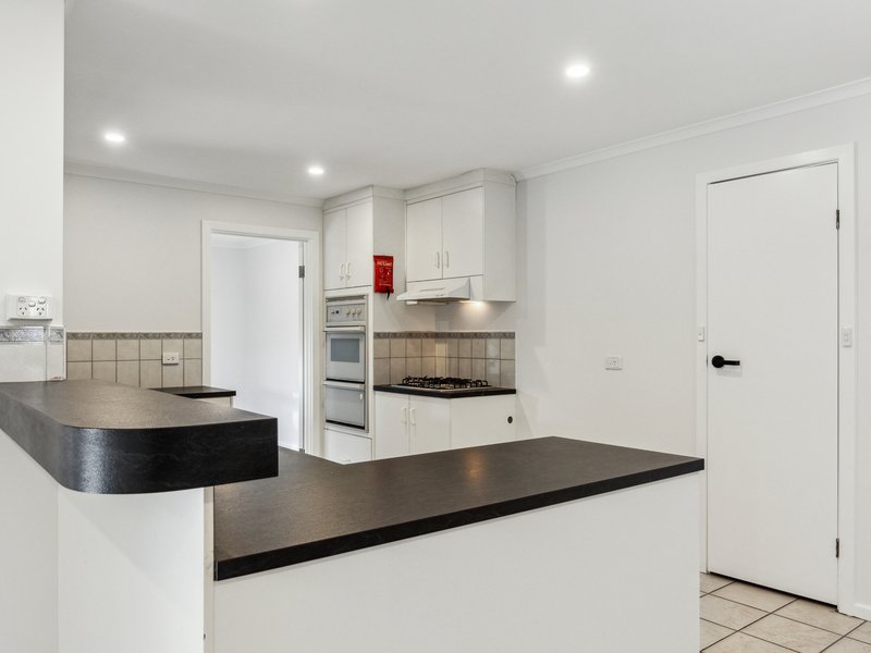 Photo - 8 Trenerry Street, Aldinga Beach SA 5173 - Image 5