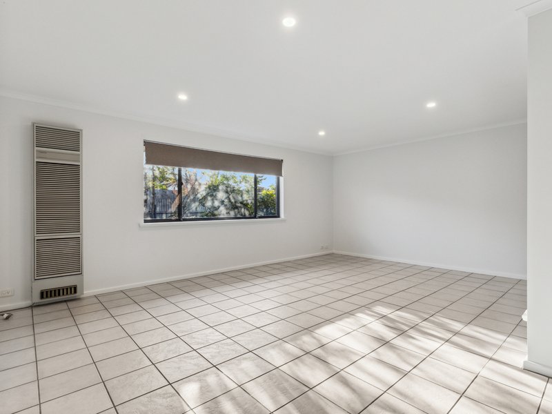 Photo - 8 Trenerry Street, Aldinga Beach SA 5173 - Image 8