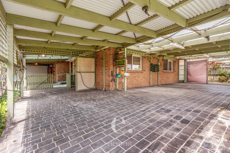 Photo - 8 Trenton Parade, St Albans Park VIC 3219 - Image 7