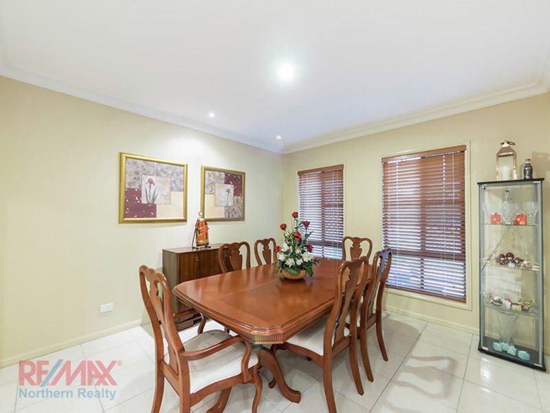 Photo - 8 Triantha Ct , Albany Creek QLD 4035 - Image 4