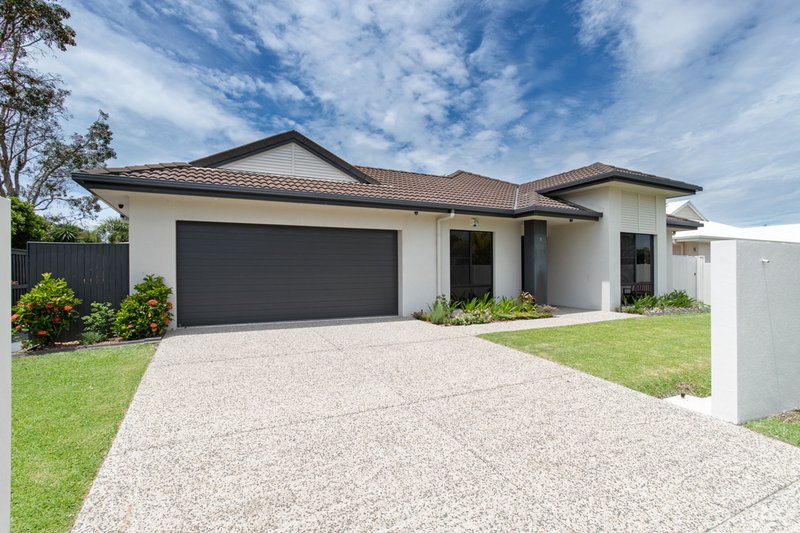 8 Trinity Place, Pelican Waters QLD 4551