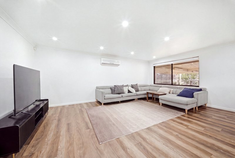 Photo - 8 Trudy Place, Hassall Grove NSW 2761 - Image 2