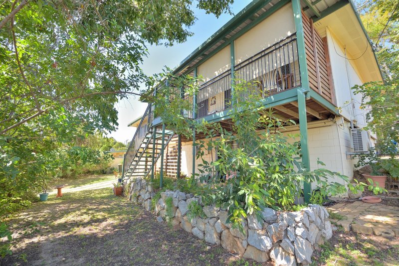 Photo - 8 Tudman Street, West Gladstone QLD 4680 - Image 15