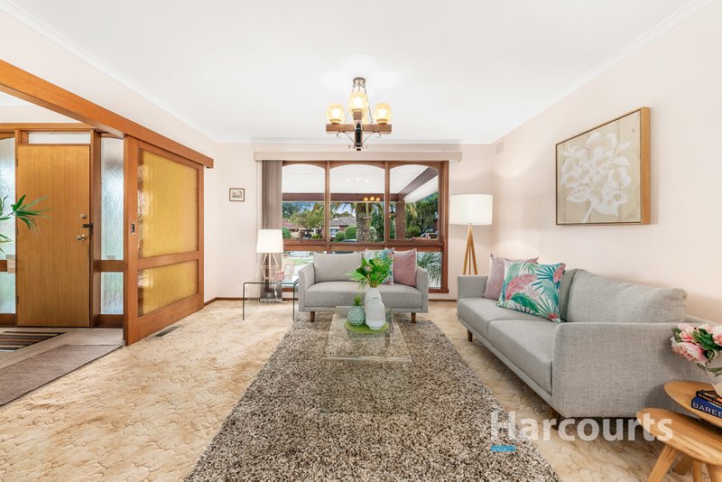 Photo - 8 Tudor Court, Wantirna VIC 3152 - Image 3