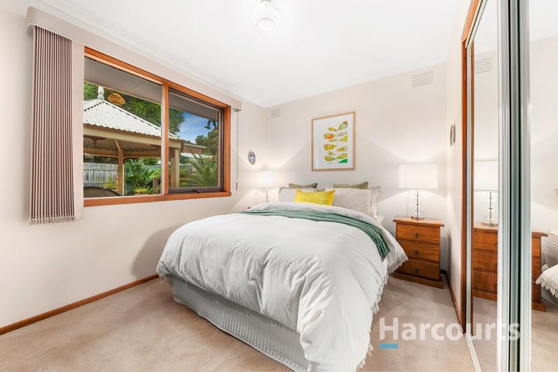 Photo - 8 Tudor Court, Wantirna VIC 3152 - Image 8