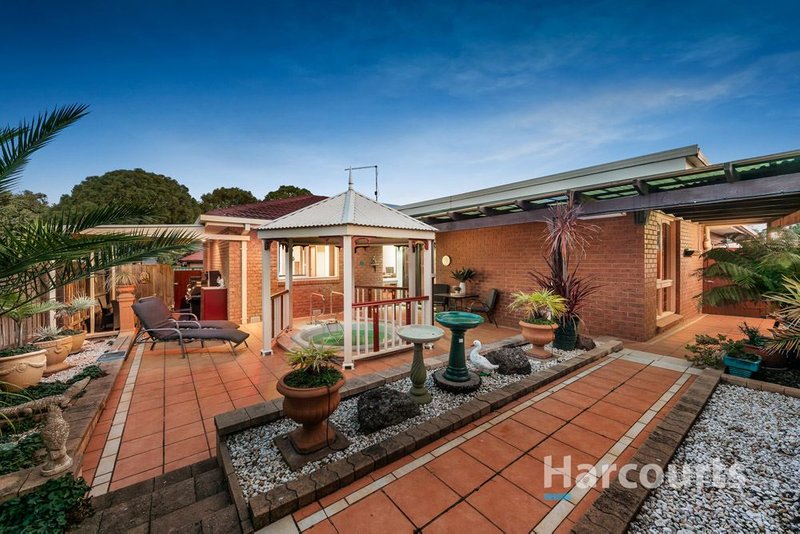 Photo - 8 Tudor Court, Wantirna VIC 3152 - Image 11