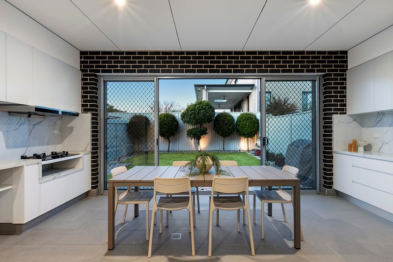 Photo - 8 Tudor Street, Campsie NSW 2194 - Image 10