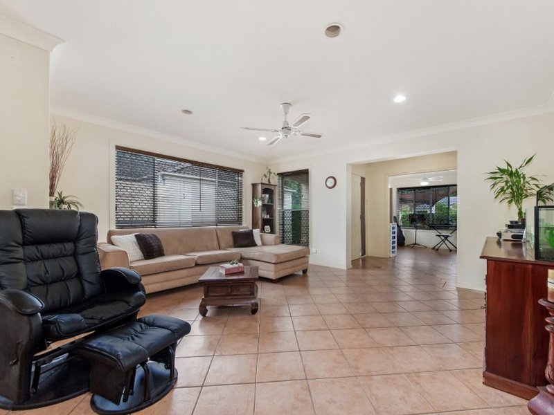 Photo - 8 Tuggerah Close, Robina QLD 4226 - Image 3