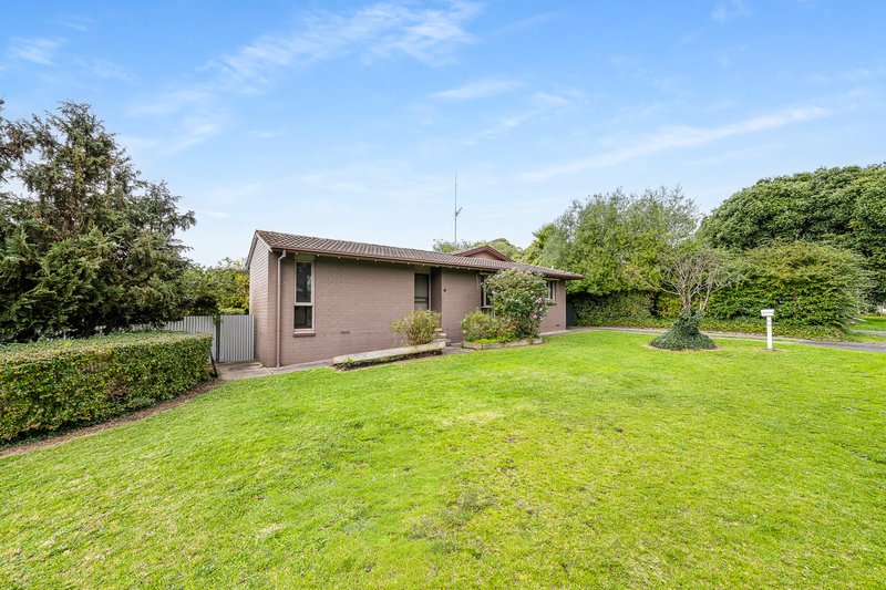 Photo - 8 Tumut Drive, Mount Gambier SA 5290 - Image 1