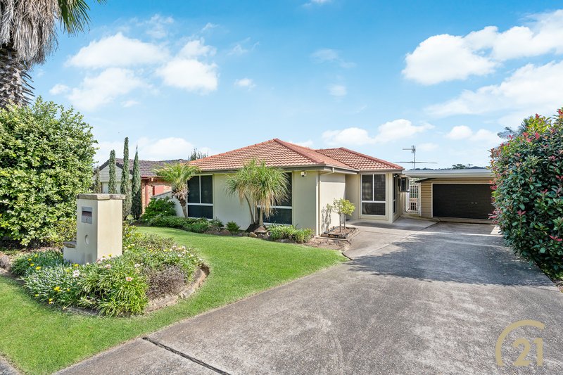 8 Tuncurry Street, Bossley Park NSW 2176