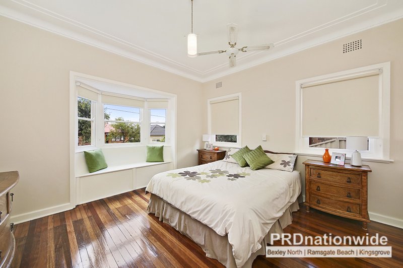 Photo - 8 Turton Avenue, Clemton Park NSW 2206 - Image 2