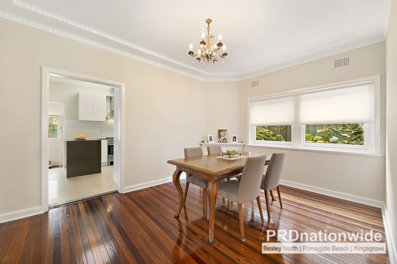 Photo - 8 Turton Avenue, Clemton Park NSW 2206 - Image 6