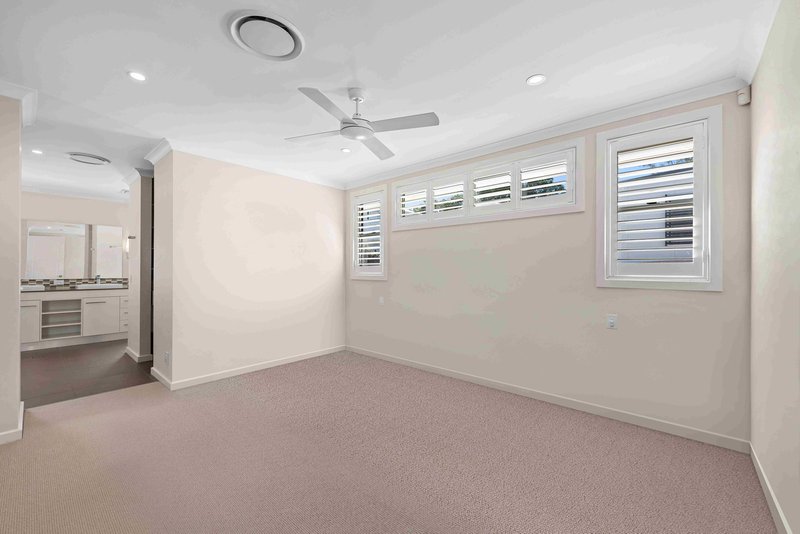 Photo - 8 Tyne Street, Taringa QLD 4068 - Image 22