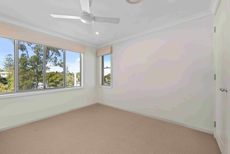 Photo - 8 Tyne Street, Taringa QLD 4068 - Image 24