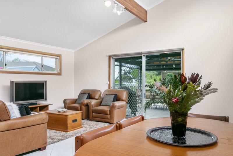 Photo - 8 Tyrone Court, Flagstaff Hill SA 5159 - Image 5