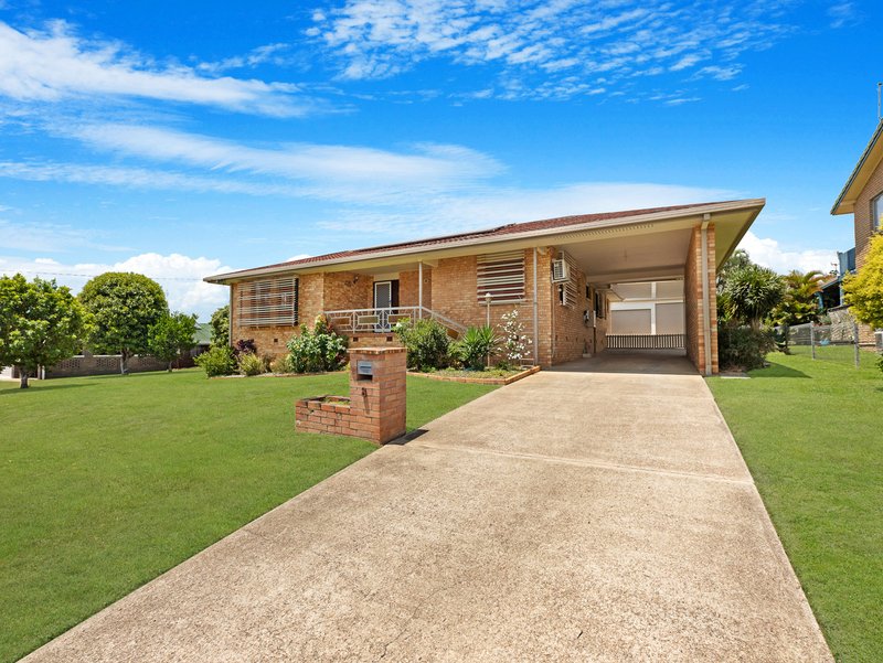 8 Ungowa Avenue, Pialba QLD 4655