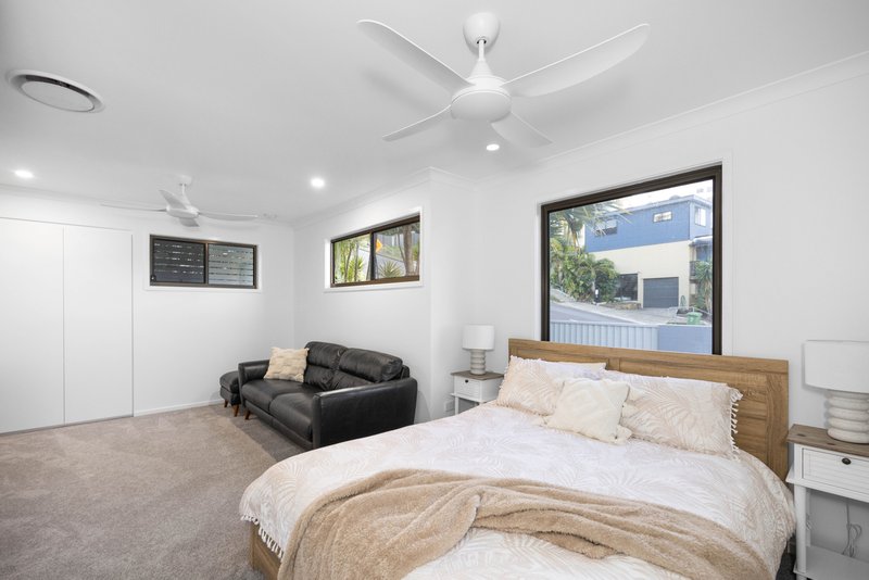 Photo - 8 Upper Gay Terrace, Kings Beach QLD 4551 - Image 14