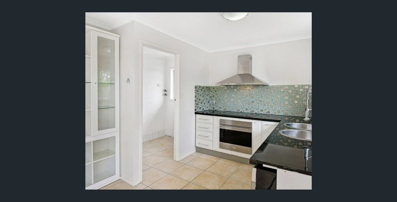 Photo - 8 Valerie Street, Ashmore QLD 4214 - Image 5