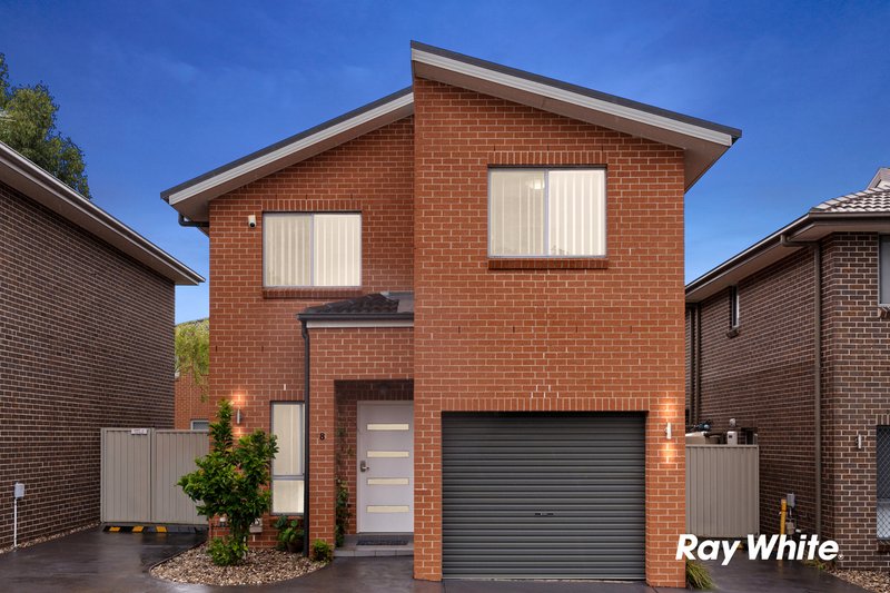 8 Vasanta Glade, Woodcroft NSW 2767