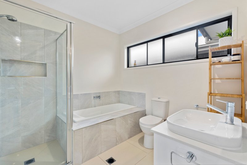 Photo - 8 Venardos Way, Palmview QLD 4553 - Image 10