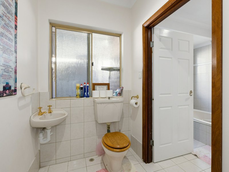 Photo - 8 Venturer Court, Thornlie WA 6108 - Image 21