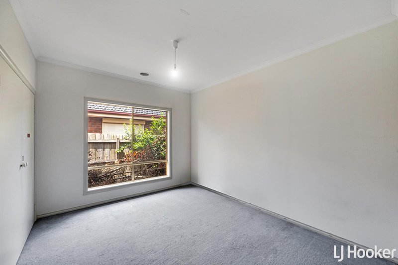 Photo - 8 Venus Court, Hillside VIC 3037 - Image 10