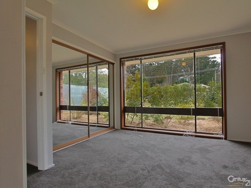 Photo - 8 Victoria Street, Katoomba NSW 2780 - Image 8