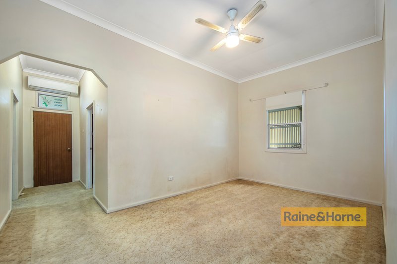 Photo - 8 Victoria Street, Paterson NSW 2421 - Image 3