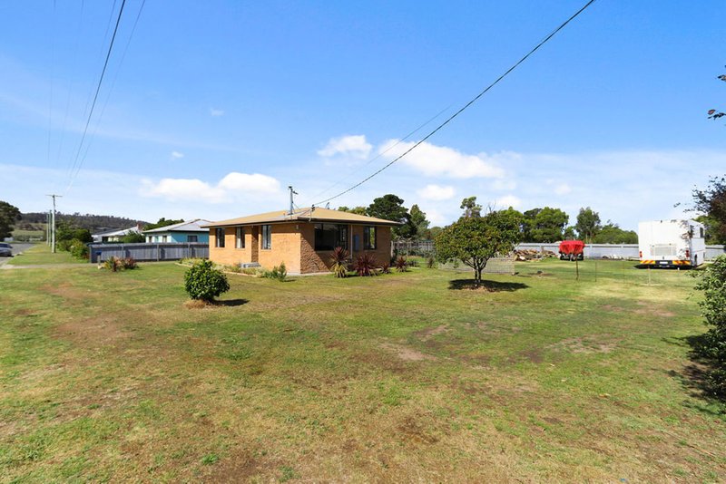 Photo - 8 Victoria Street, Triabunna TAS 7190 - Image 10