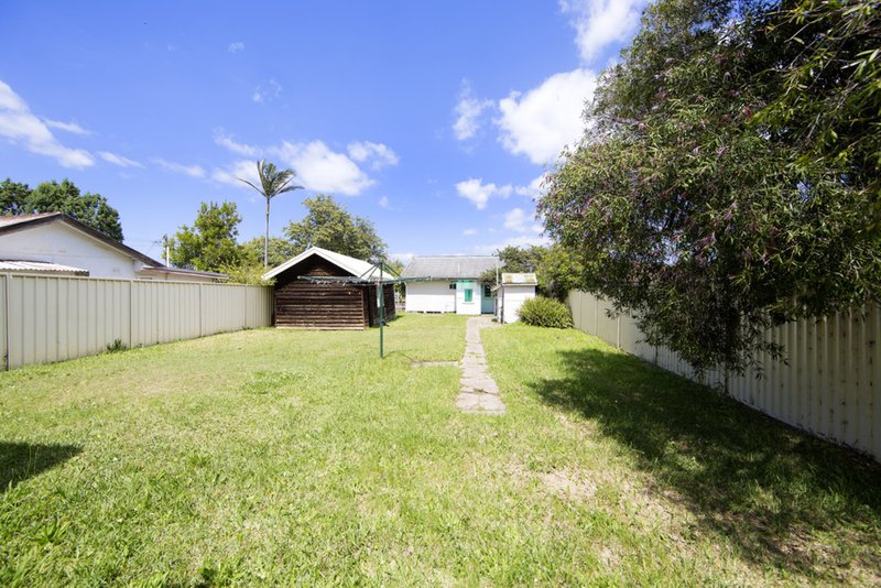 Photo - 8 Viewpoint Drive, Toukley NSW 2263 - Image 4