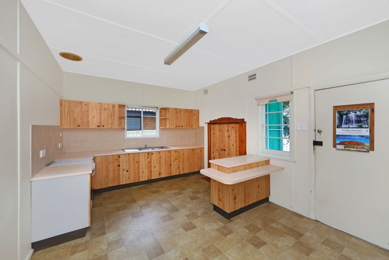 Photo - 8 Viewpoint Drive, Toukley NSW 2263 - Image 5