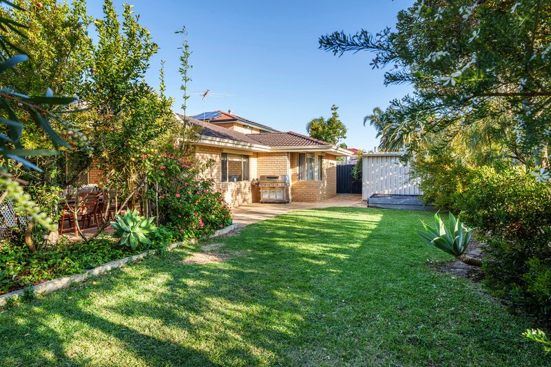 Photo - 8 Vilamour Close, Currambine WA 6028 - Image 25