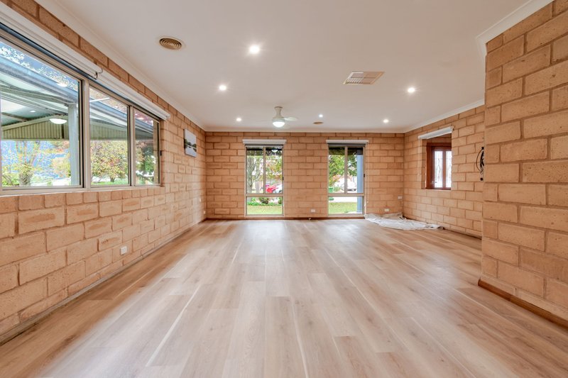 Photo - 8 Vine Street, Holbrook NSW 2644 - Image 6