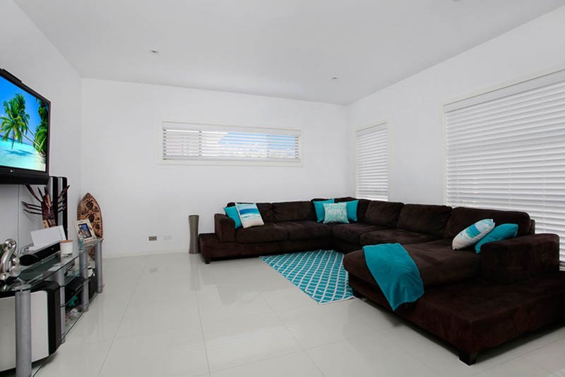 Photo - 8 Vines Avenue, Shell Cove NSW 2529 - Image 3