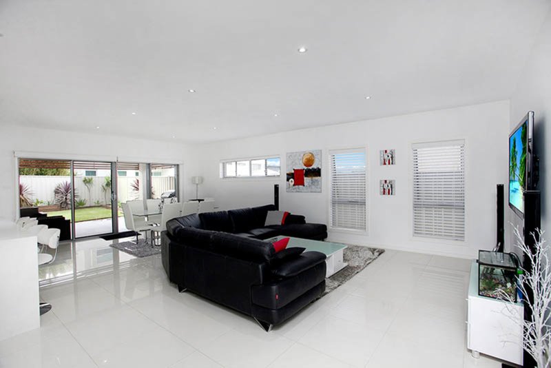 Photo - 8 Vines Avenue, Shell Cove NSW 2529 - Image 5