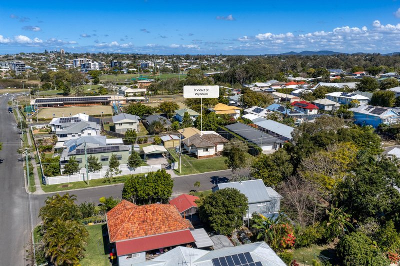 Photo - 8 Violet Street, Wynnum QLD 4178 - Image 3