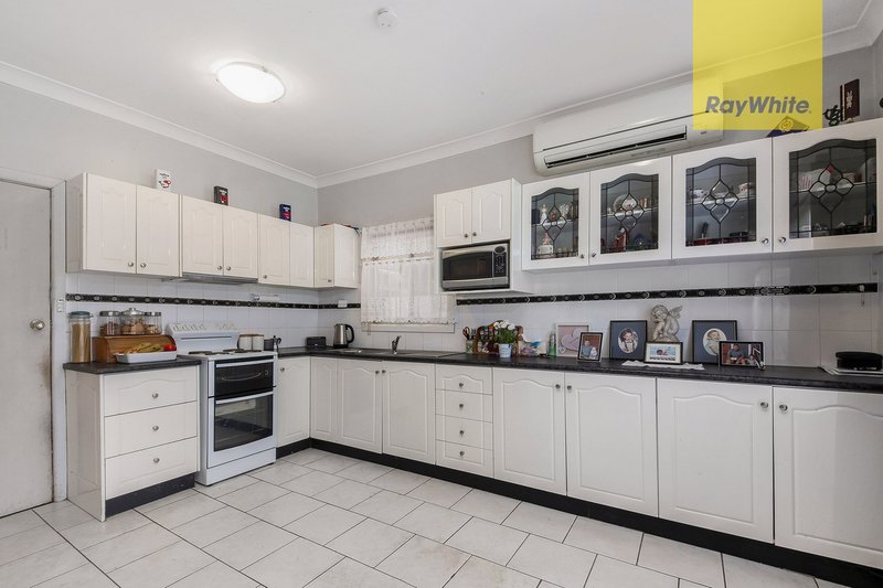 Photo - 8 Virginia Street, Guildford NSW 2161 - Image 4